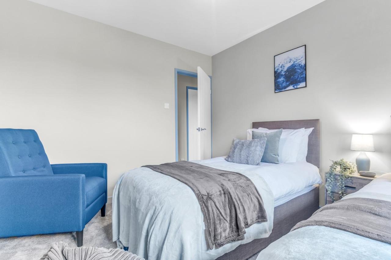 Mk 2-Bedroom Contractor'S Gem, 5 Beds, Sleeps 6, Free Parking Milton Keynes Eksteriør bilde