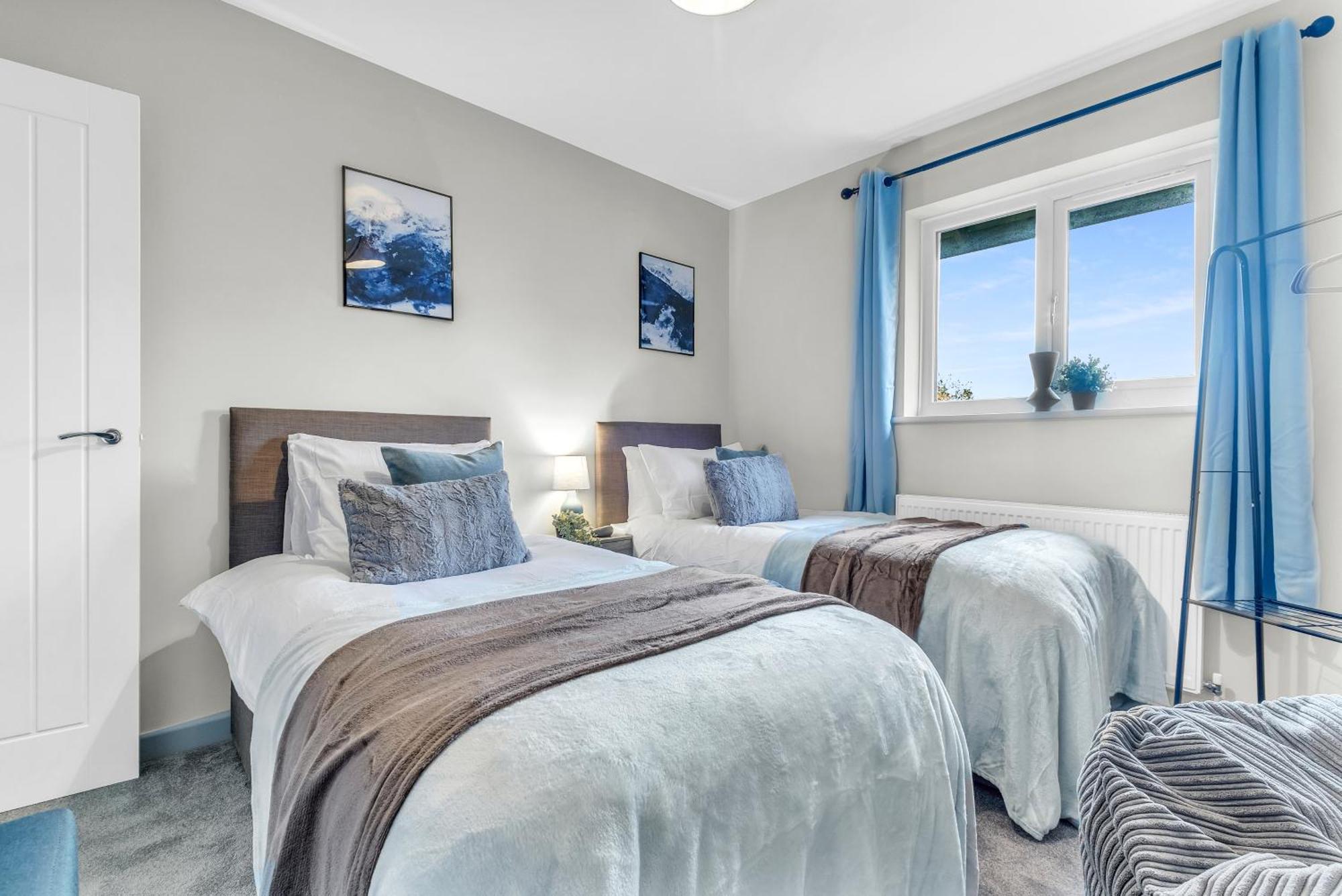 Mk 2-Bedroom Contractor'S Gem, 5 Beds, Sleeps 6, Free Parking Milton Keynes Eksteriør bilde