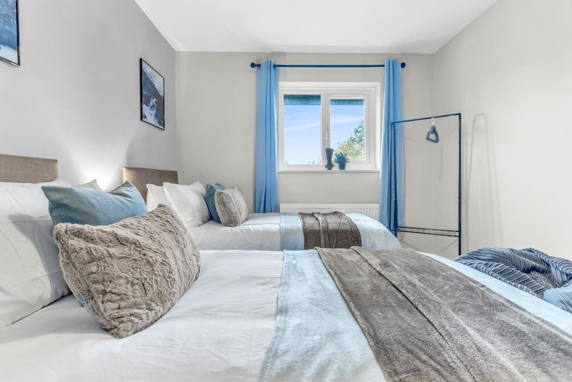 Mk 2-Bedroom Contractor'S Gem, 5 Beds, Sleeps 6, Free Parking Milton Keynes Eksteriør bilde