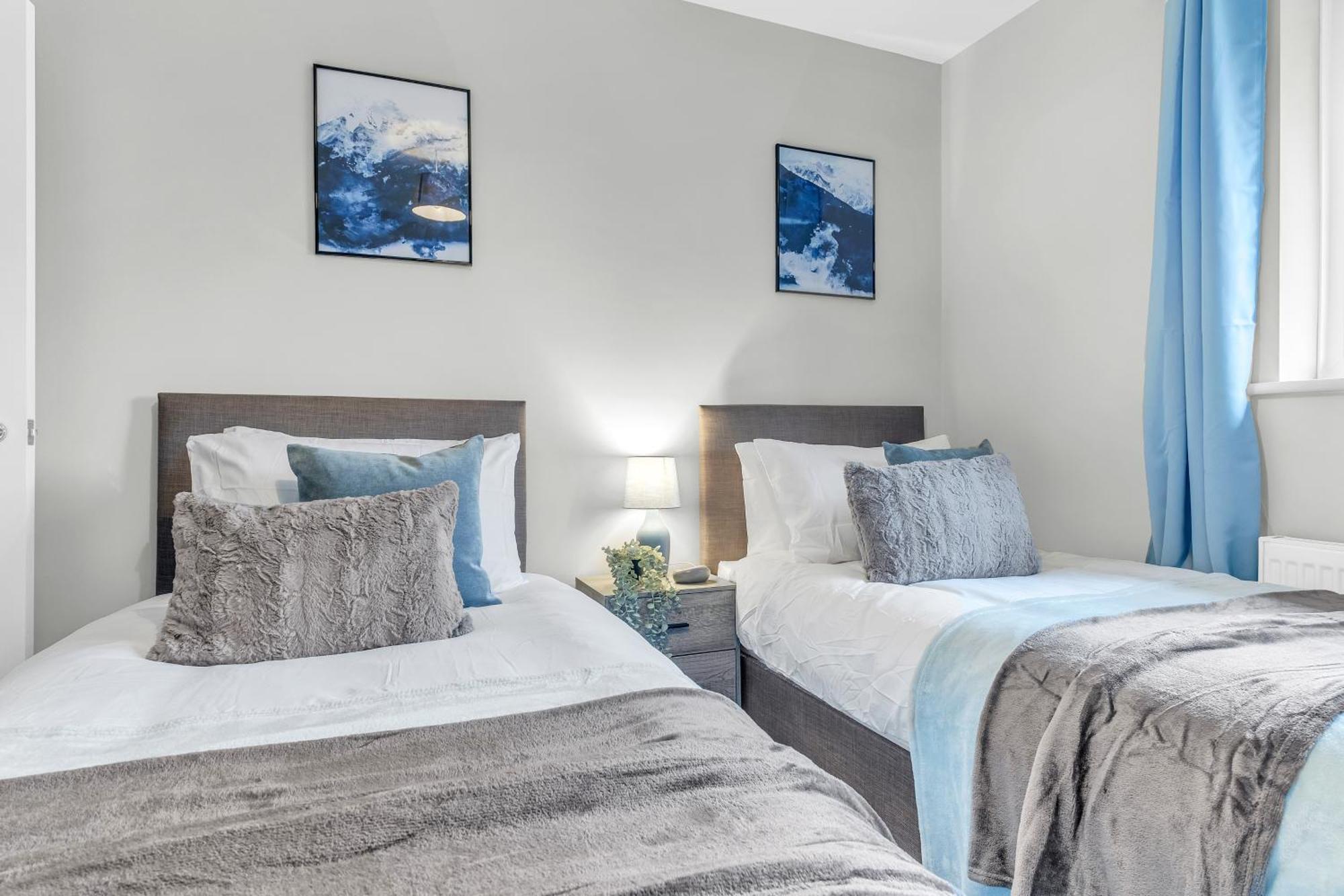 Mk 2-Bedroom Contractor'S Gem, 5 Beds, Sleeps 6, Free Parking Milton Keynes Eksteriør bilde